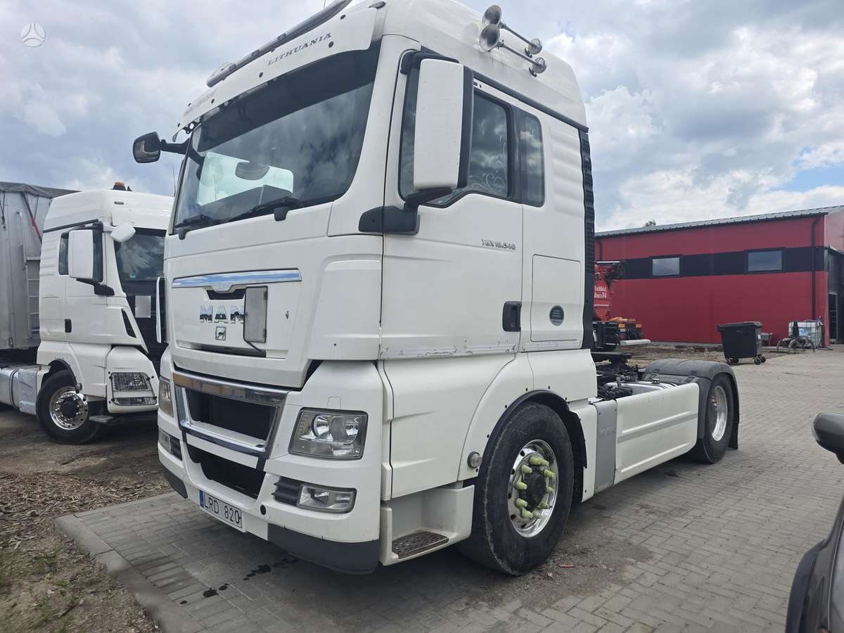MAN TGX18.540, single sleeper