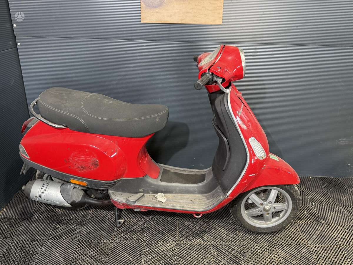 Piaggio Vespa 49cc, scooters / mopeds