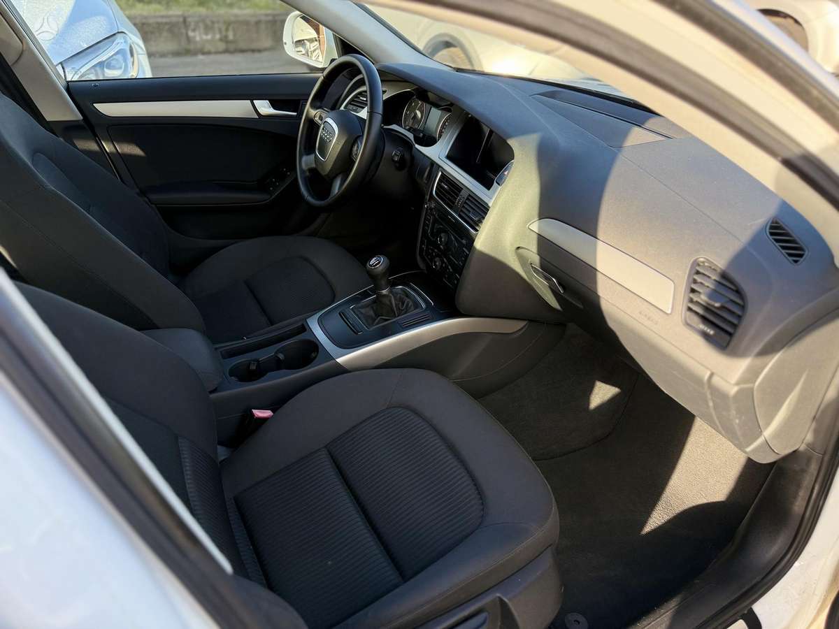 Audi A4, 2.0 l., Универсал
