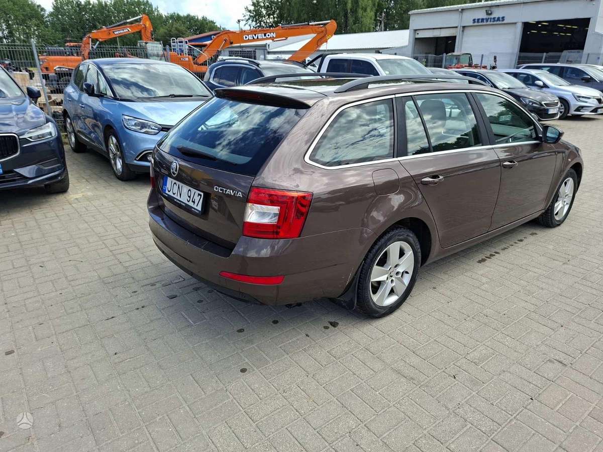 Škoda Octavia - 4