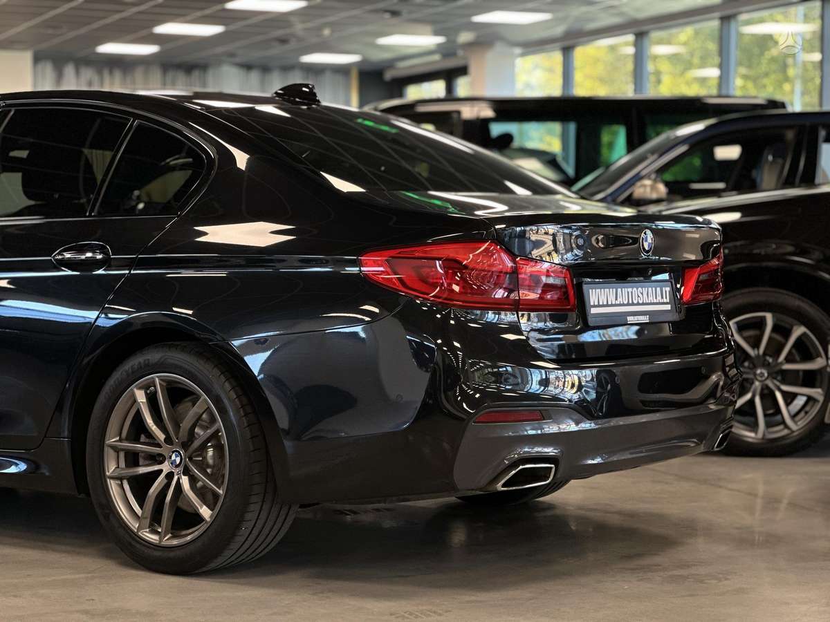BMW 520, 2.0 l., Седан