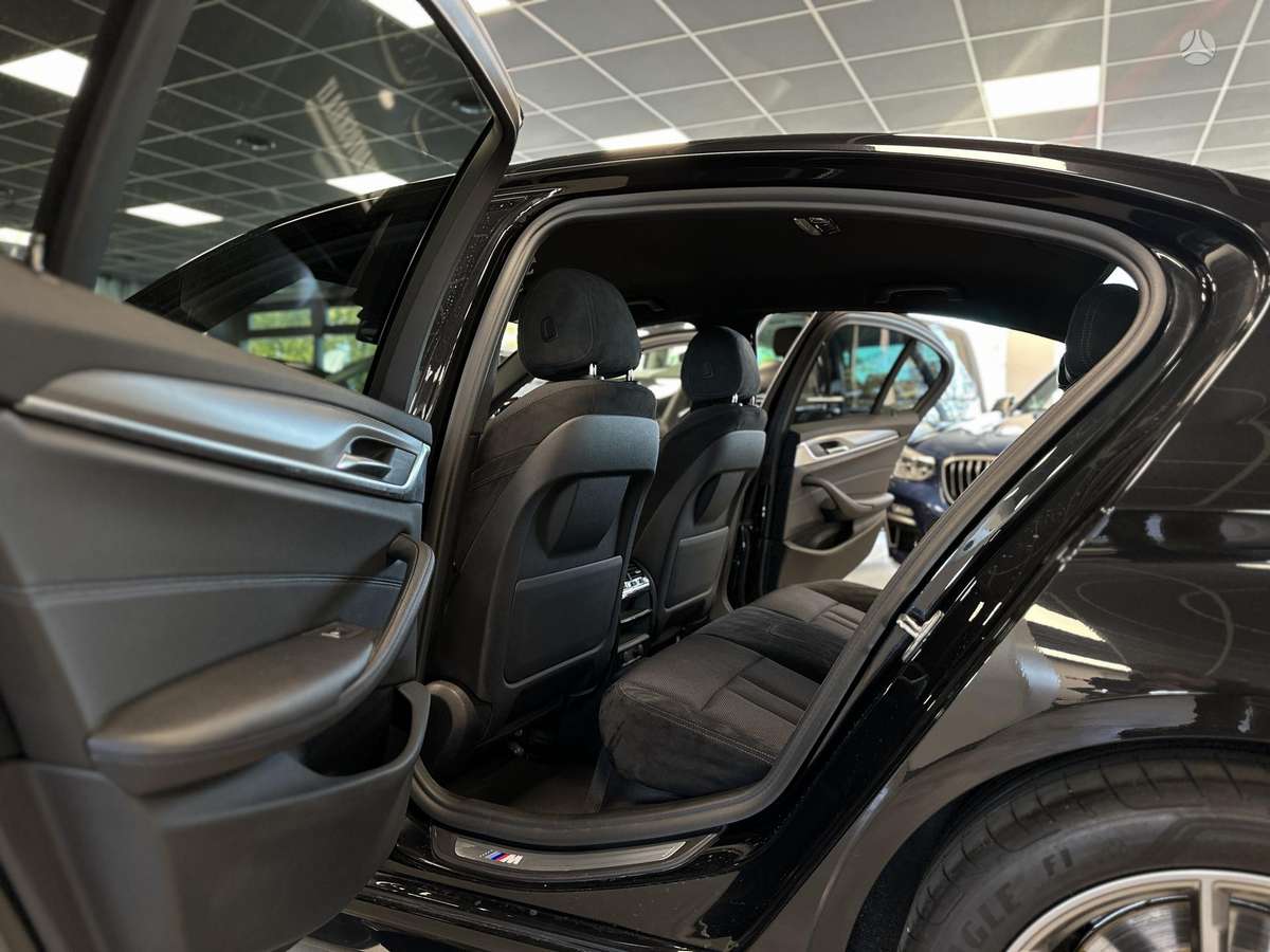 BMW 520, 2.0 l., Седан