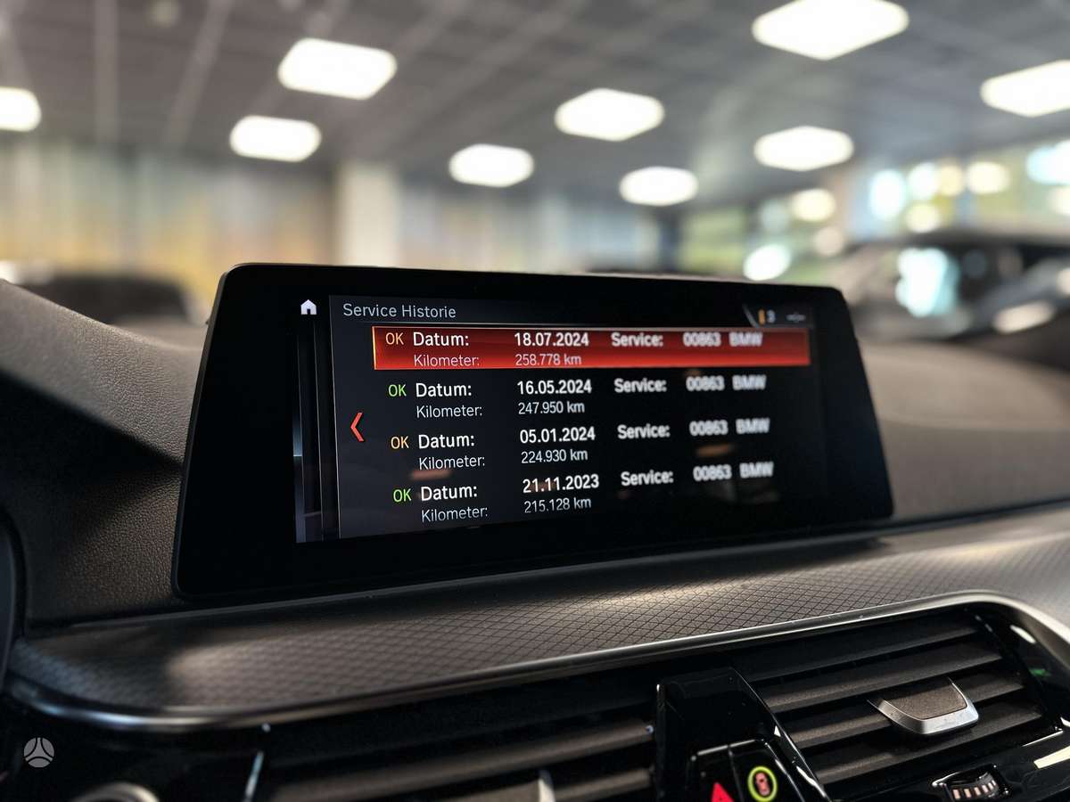 BMW 520, 2.0 l., Седан
