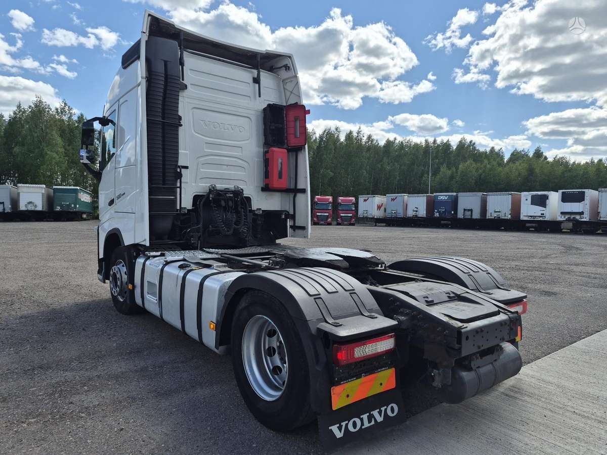Volvo FH 500, double sleeper