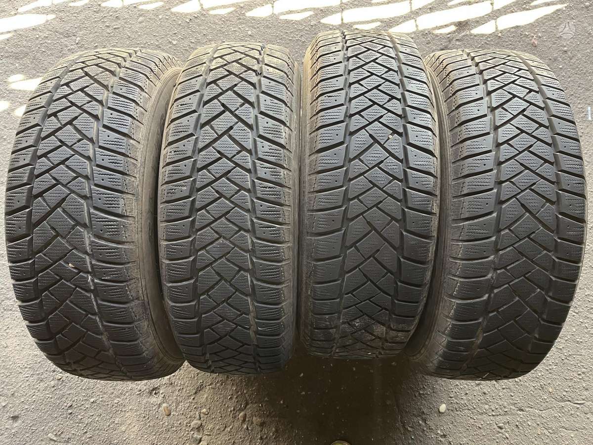 Dunlop, all-season 225/70 R15