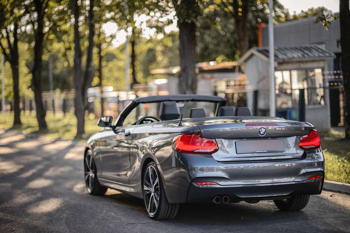 BMW 225, 2.0 l., convertible