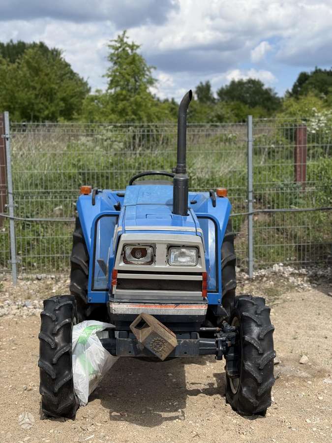 Iseki TA-250, tractors