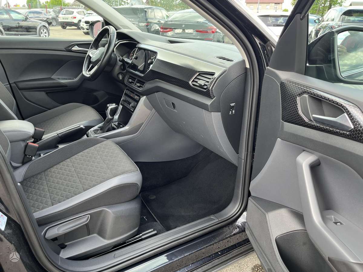 Volkswagen T-Cross - 10