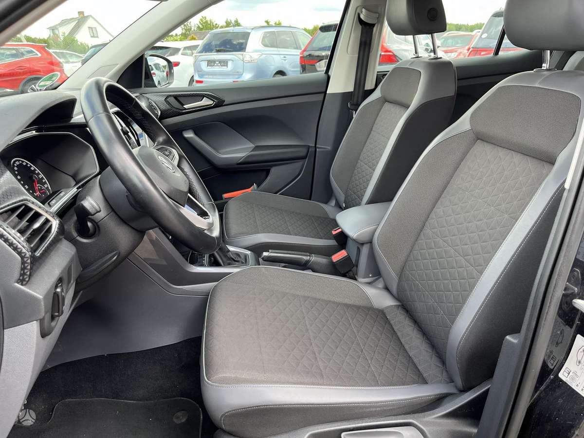 Volkswagen T-Cross - 11