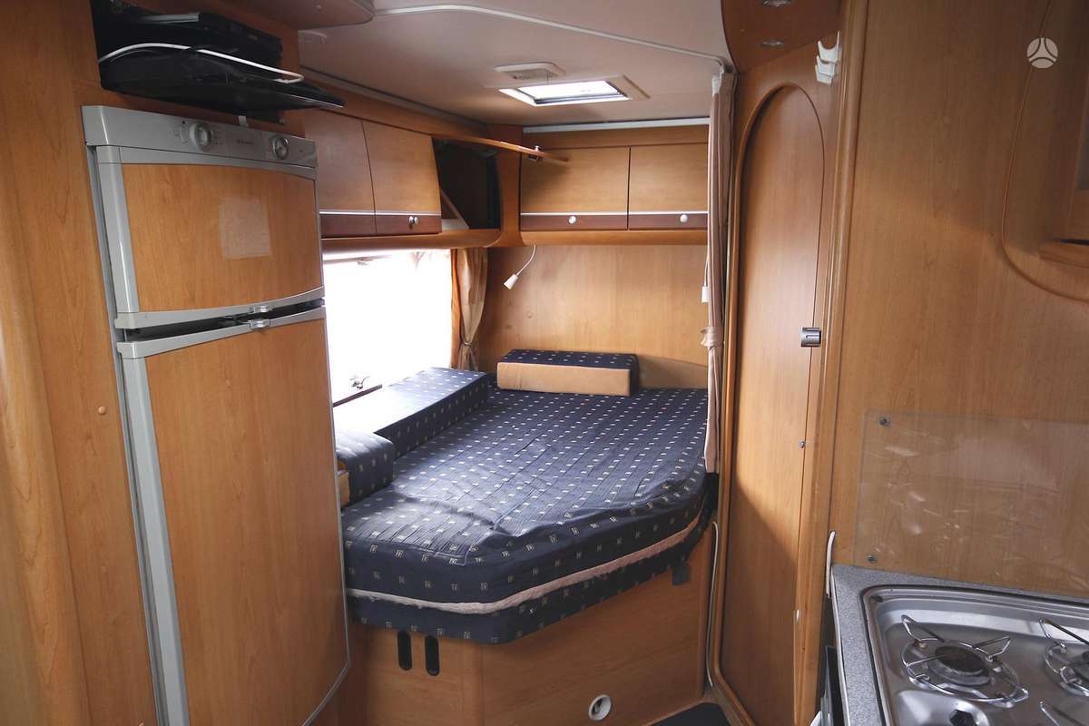 Dethleffs ESPRIT RT 6844, campers