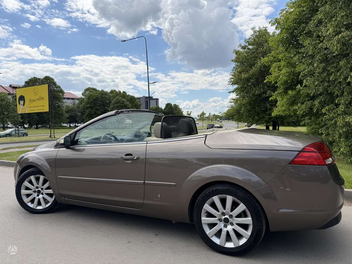 Ford Focus, 2.0 l., convertible