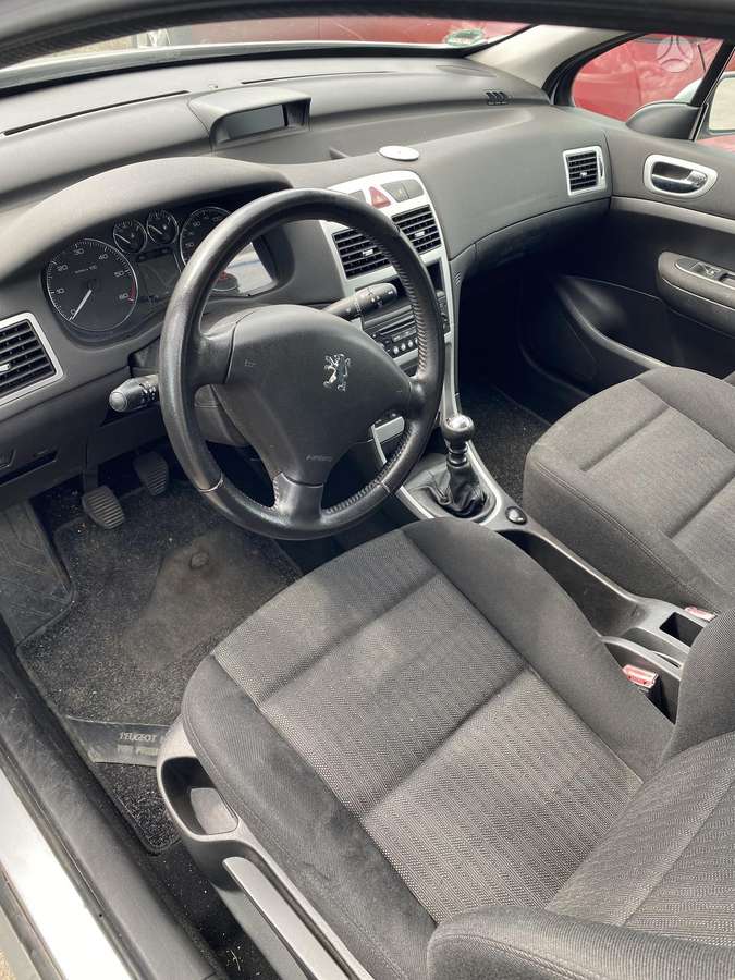 Peugeot 307 for parts
