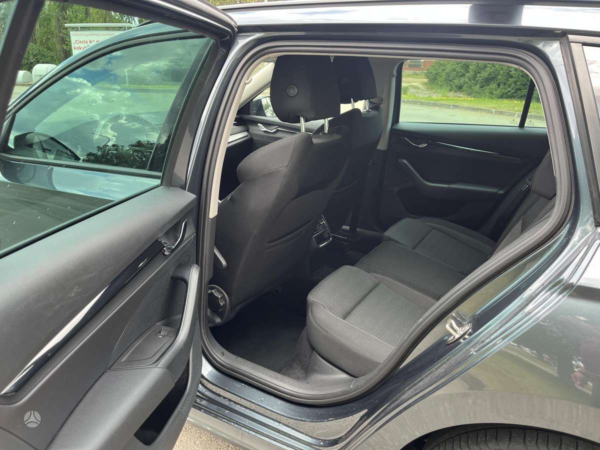 Škoda Octavia - 10