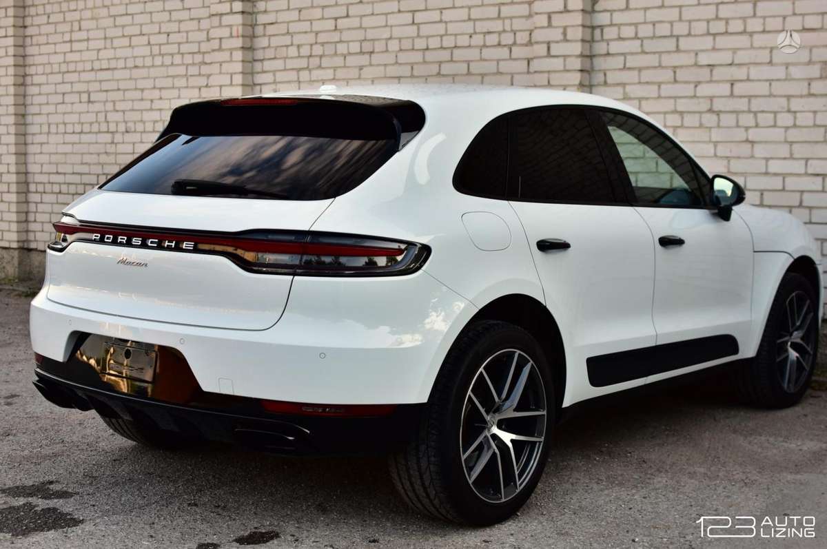 Porsche Macan, 2.0 l., off-road / crossover