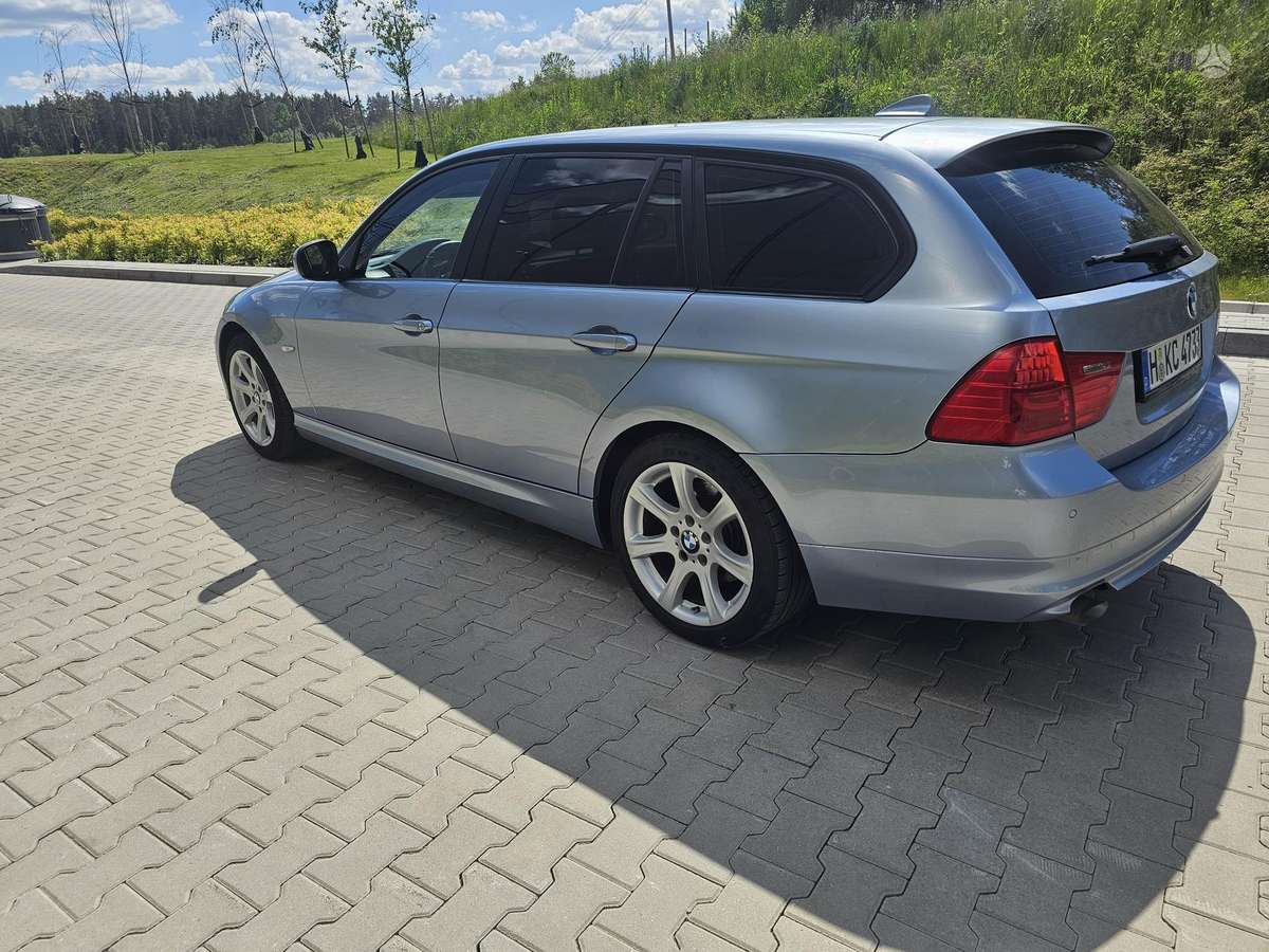 BMW 320, 2.0 l., Универсал