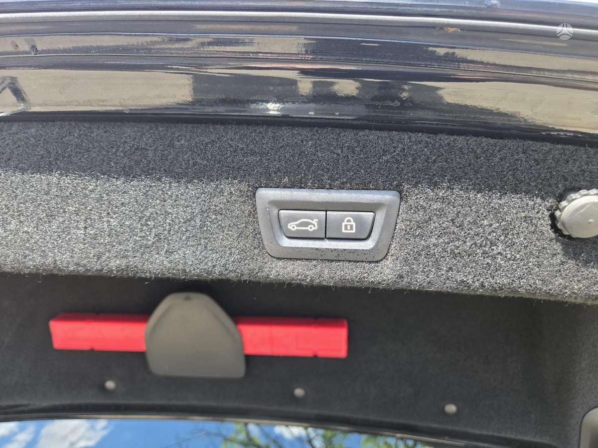 BMW 730, 3.0 l., Седан