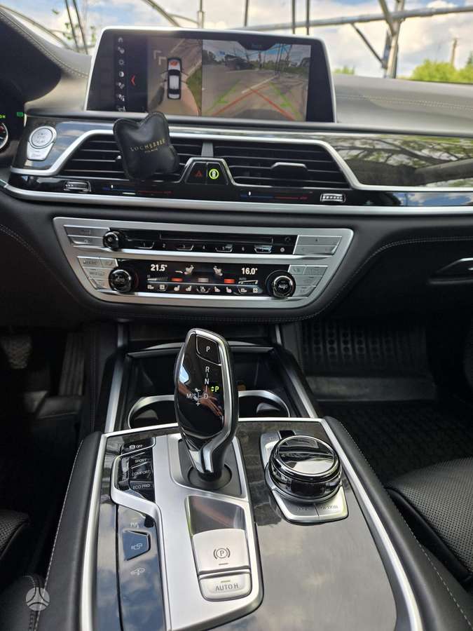 BMW 730, 3.0 l., Седан