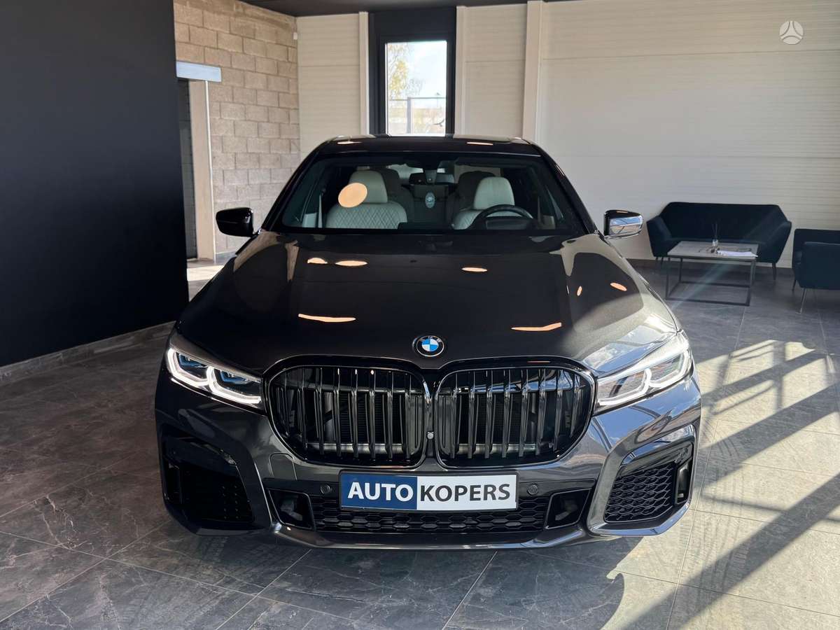 BMW 730, Лимузин