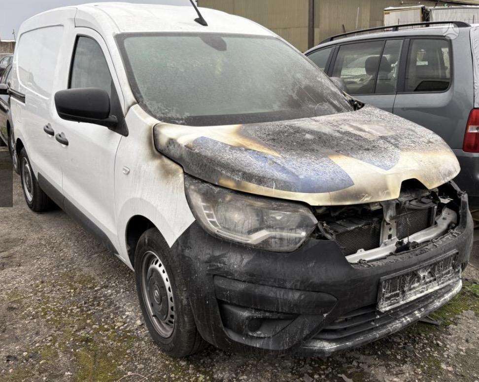 Renault Express dalimis