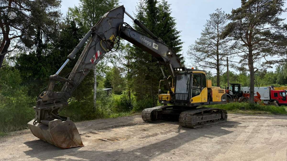 Volvo EC240CL, экскаваторы