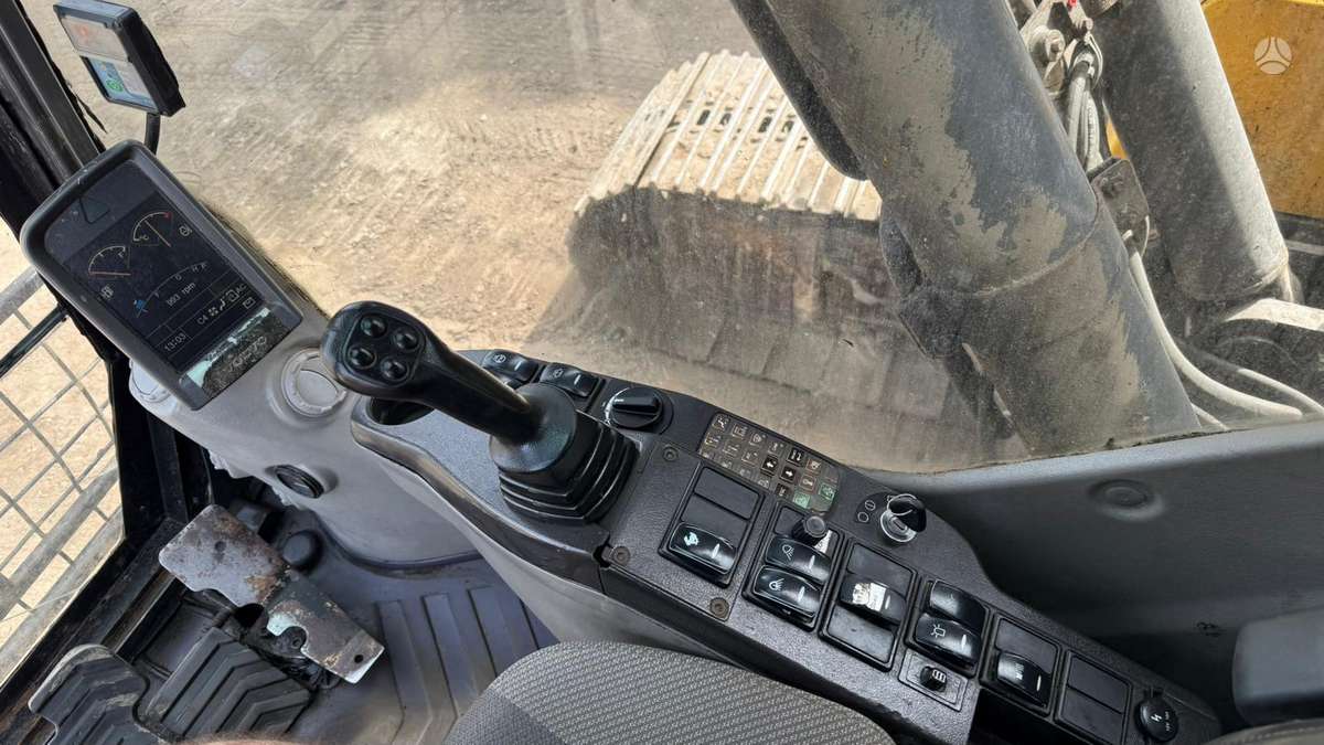 Volvo EC240CL, ekskavatoriai