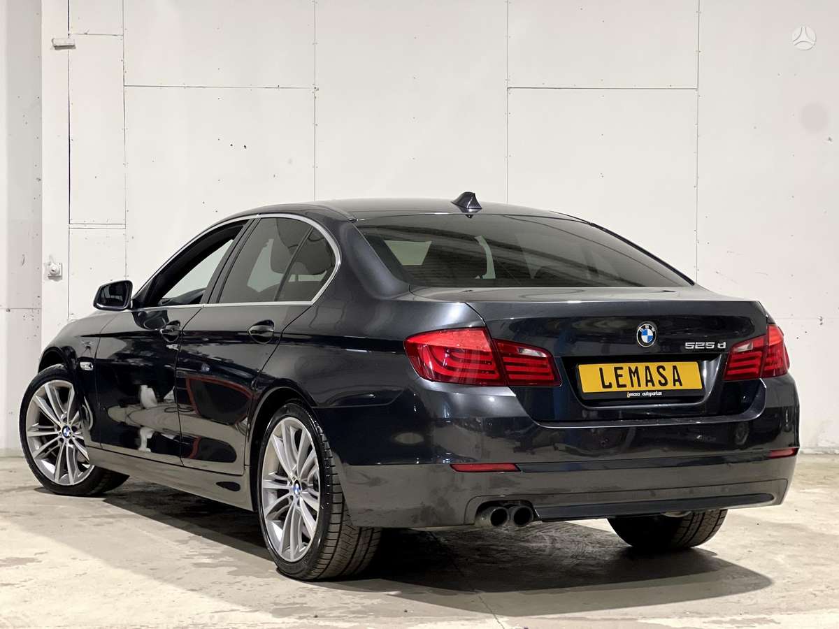 BMW 530, 3.0 l., Седан