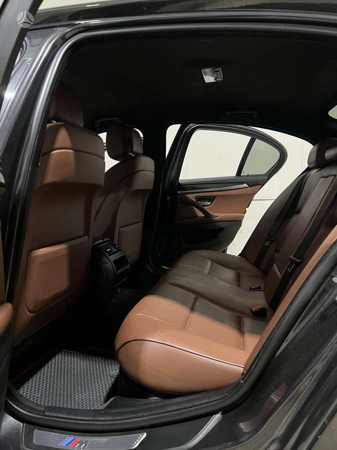 BMW 530, 3.0 l., Седан