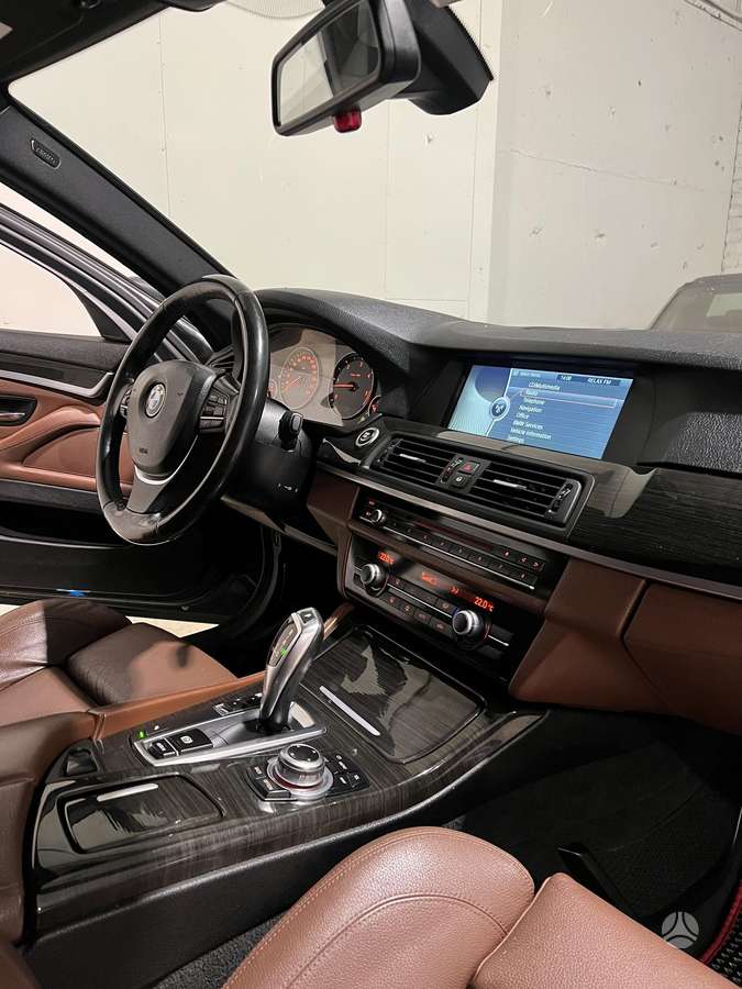 BMW 530, 3.0 l., Седан