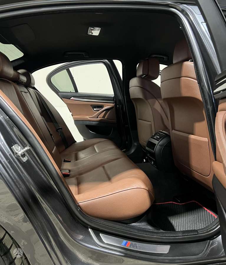 BMW 530, 3.0 l., Седан