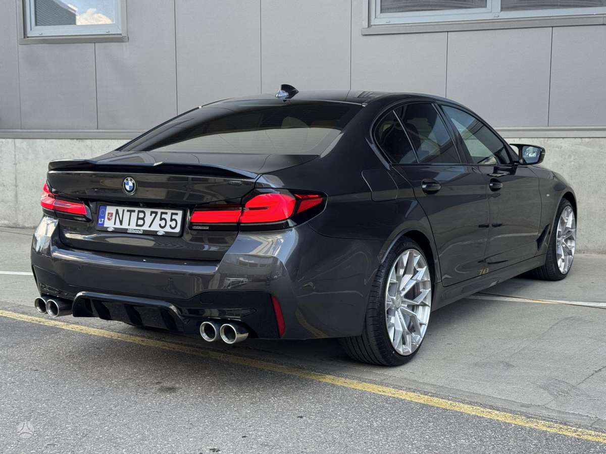 BMW 520, 2.0 l., Седан