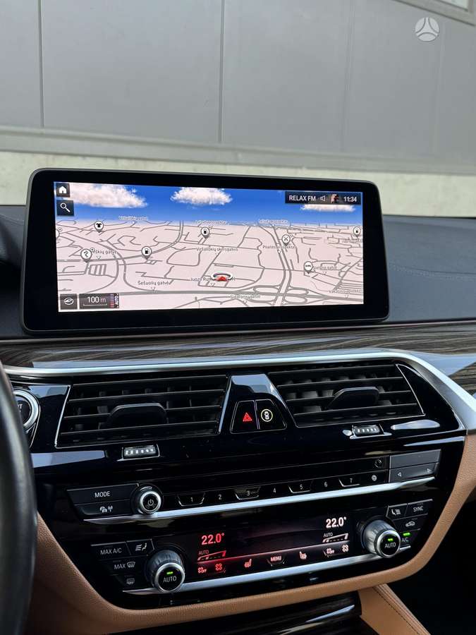 BMW 520, 2.0 l., Седан