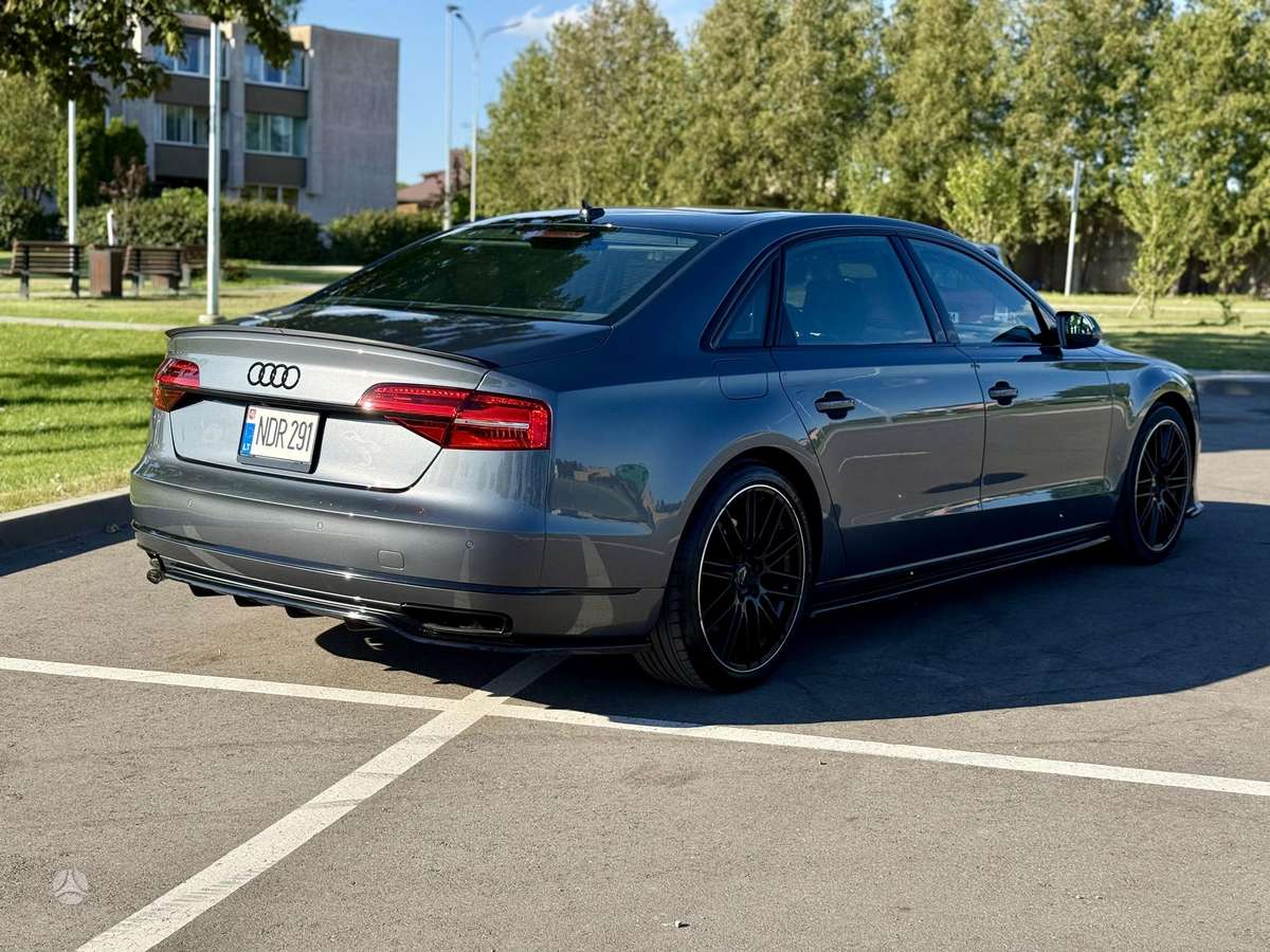 Audi A8 L, 3.0 l., Седан