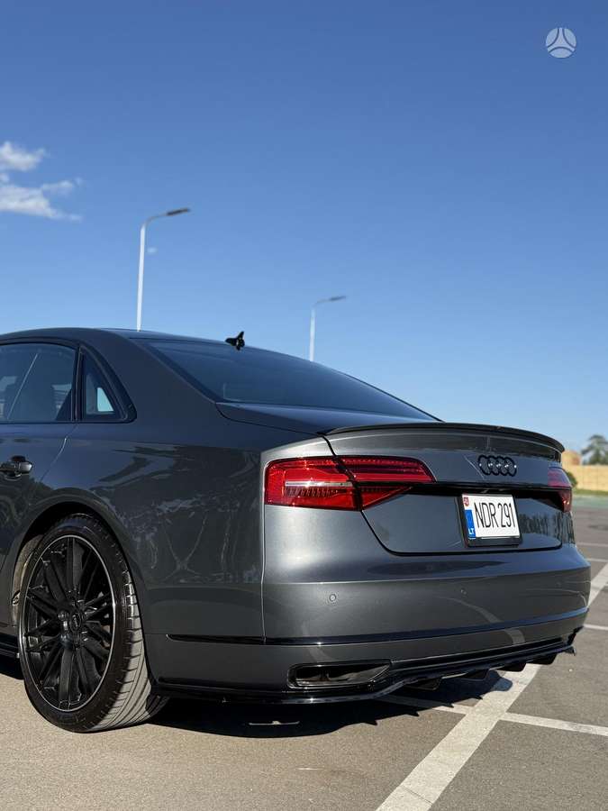 Audi A8 L, 3.0 l., Седан