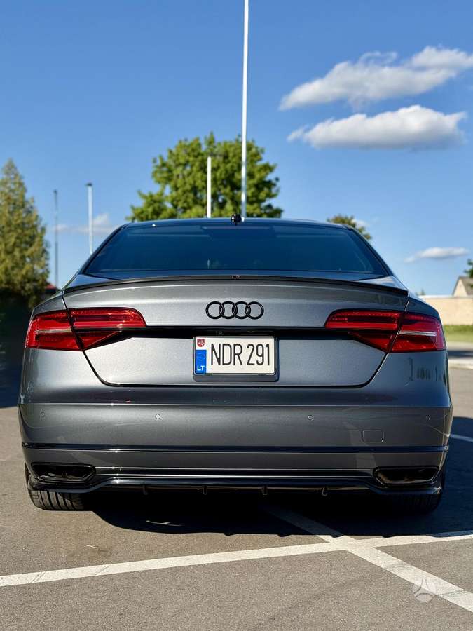Audi A8 L, 3.0 l., Седан