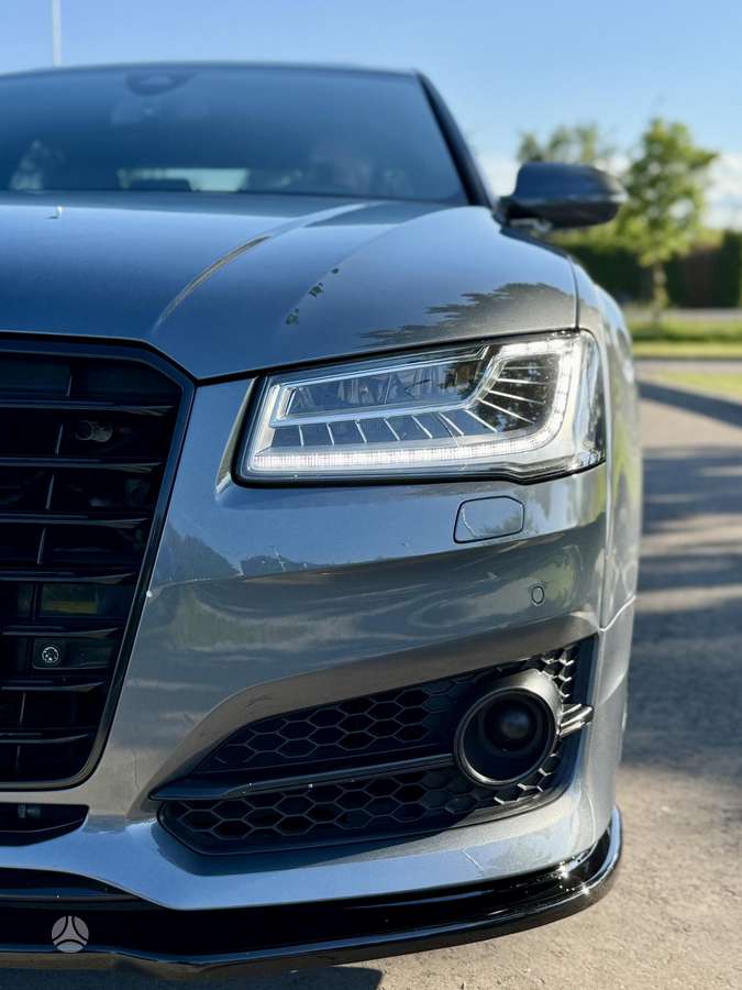 Audi A8 L, 3.0 l., Седан