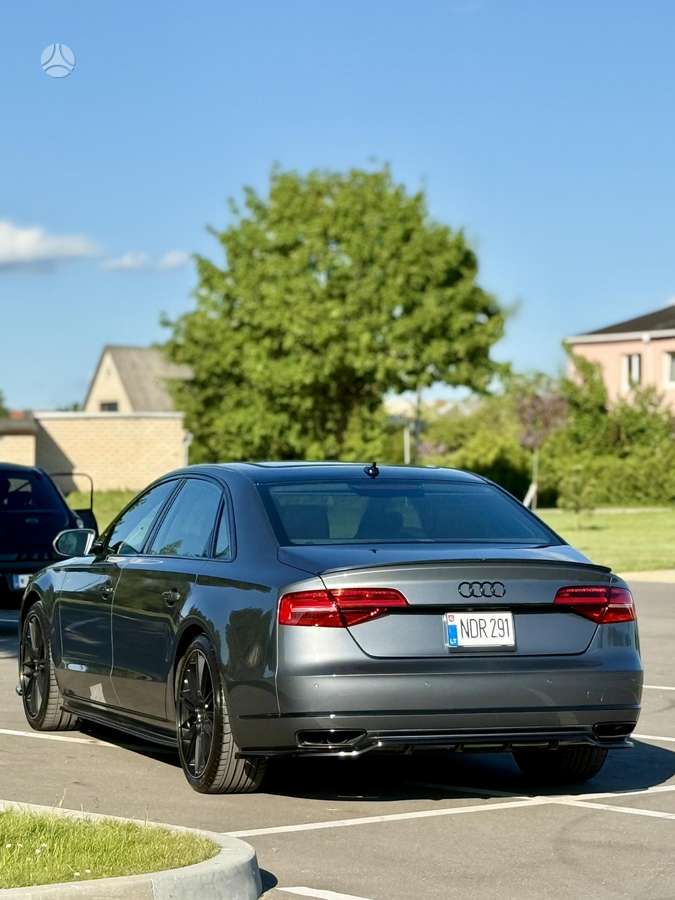 Audi A8 L, 3.0 l., Седан