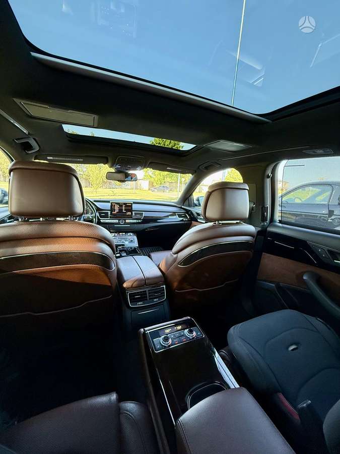 Audi A8 L, 3.0 l., Седан