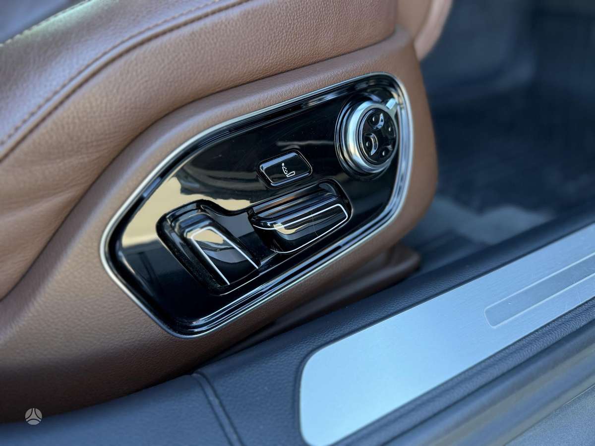 Audi A8 L, 3.0 l., Седан