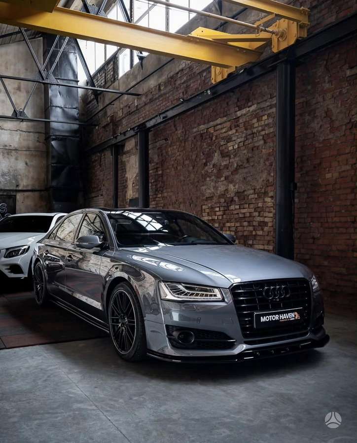 Audi A8 L, 3.0 l., Седан