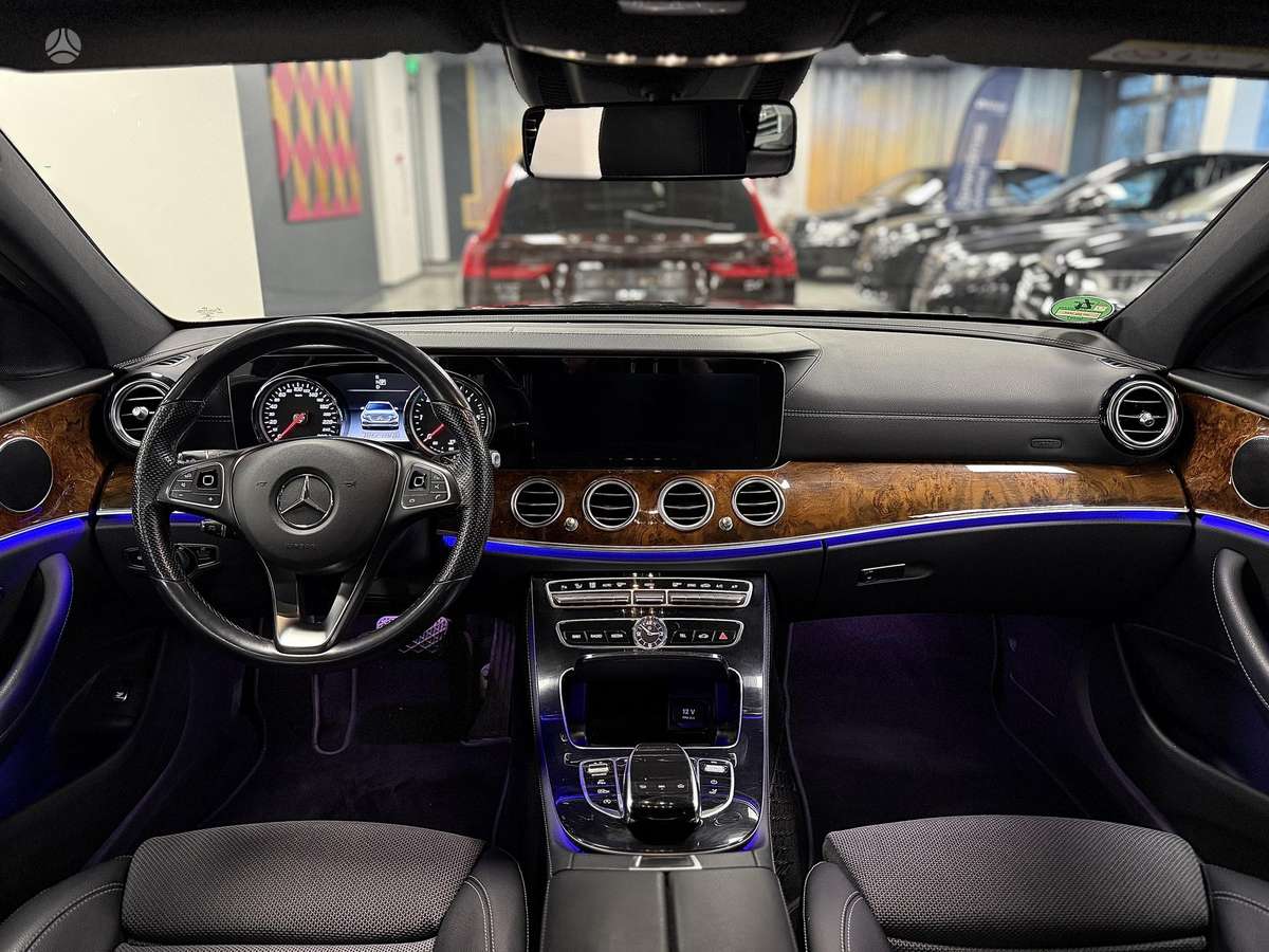 Mercedes-Benz E220, 2.0 l., wagon