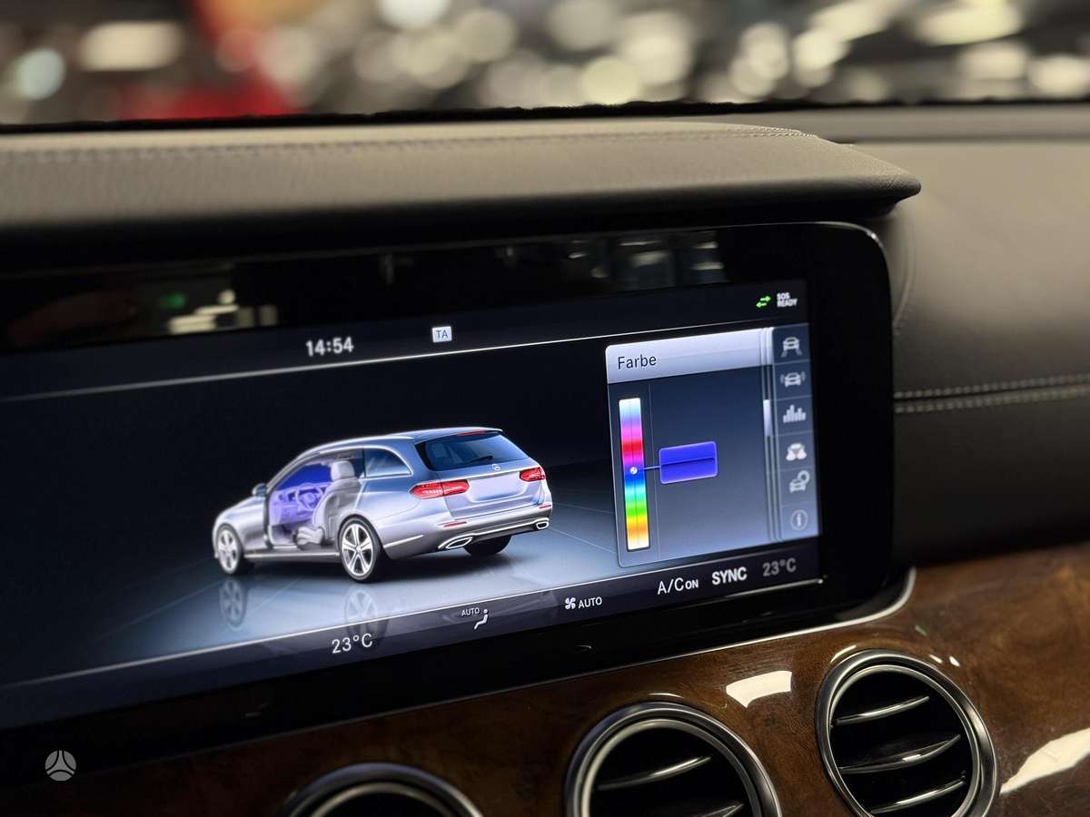 Mercedes-Benz E220, 2.0 l., universalas