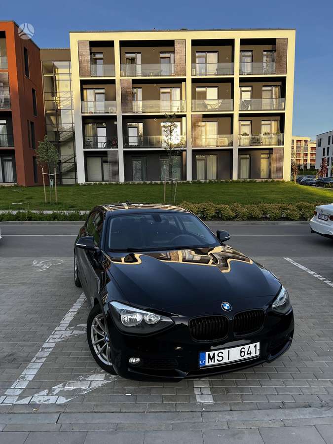 BMW 116, 2.0 l., Хэтчбек