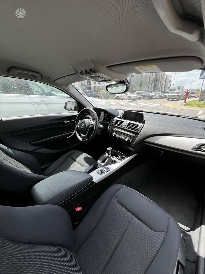 BMW 116, 2.0 l., hatchback