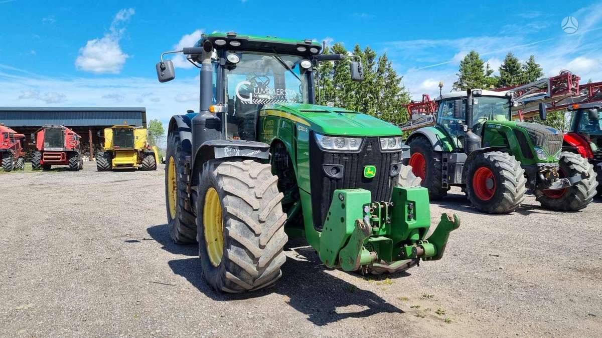 John Deere 8320 R, тракторы