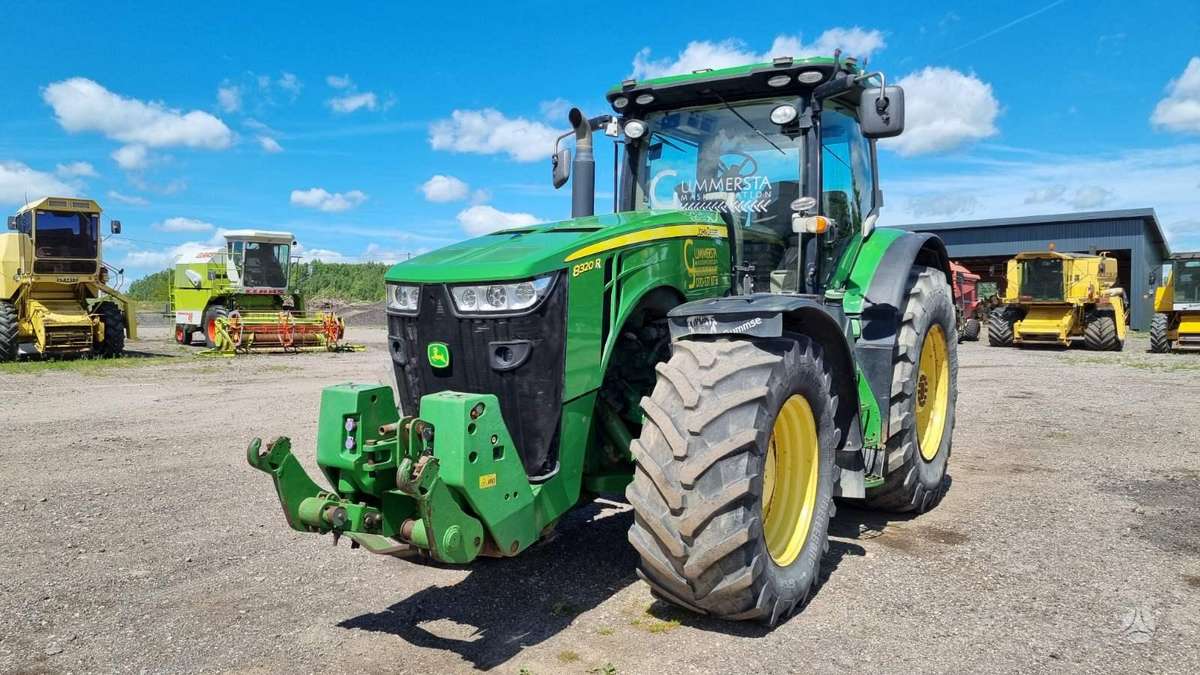 John Deere 8320 R, тракторы