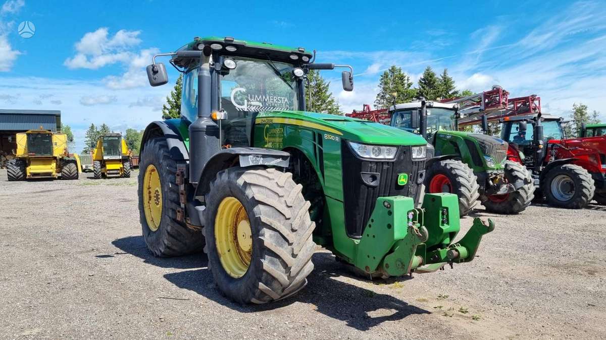 John Deere 8320 R, тракторы
