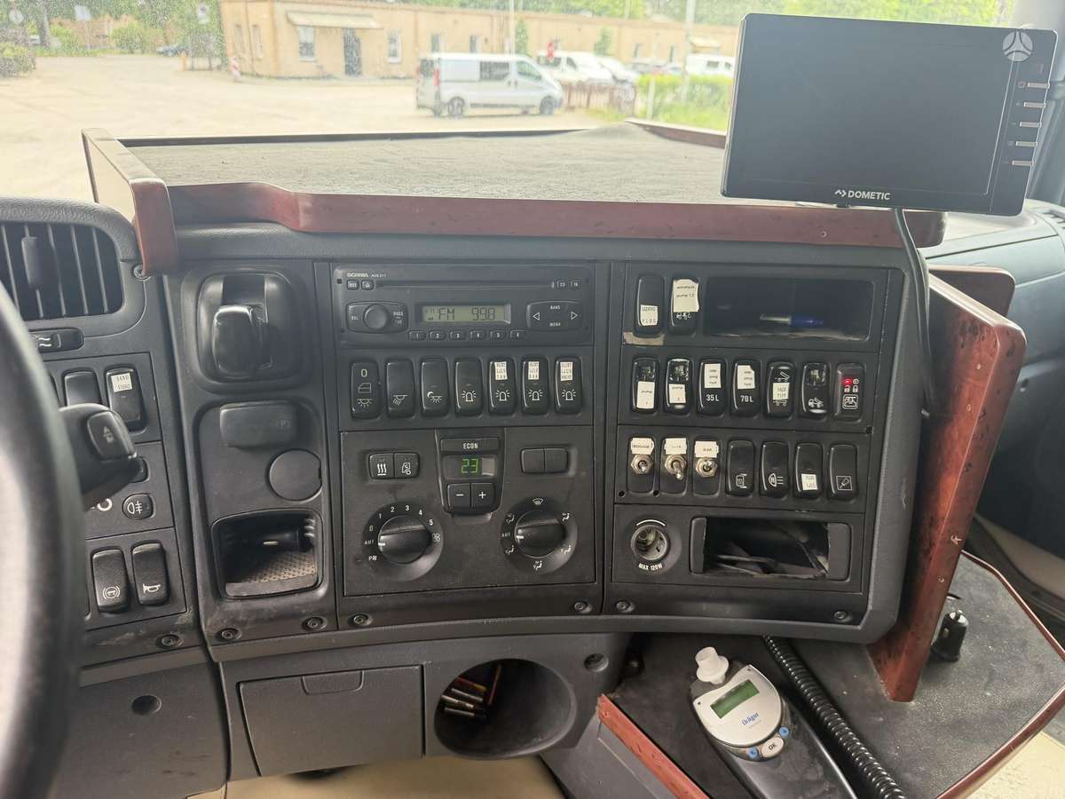 Scania R500, hooklift trucks