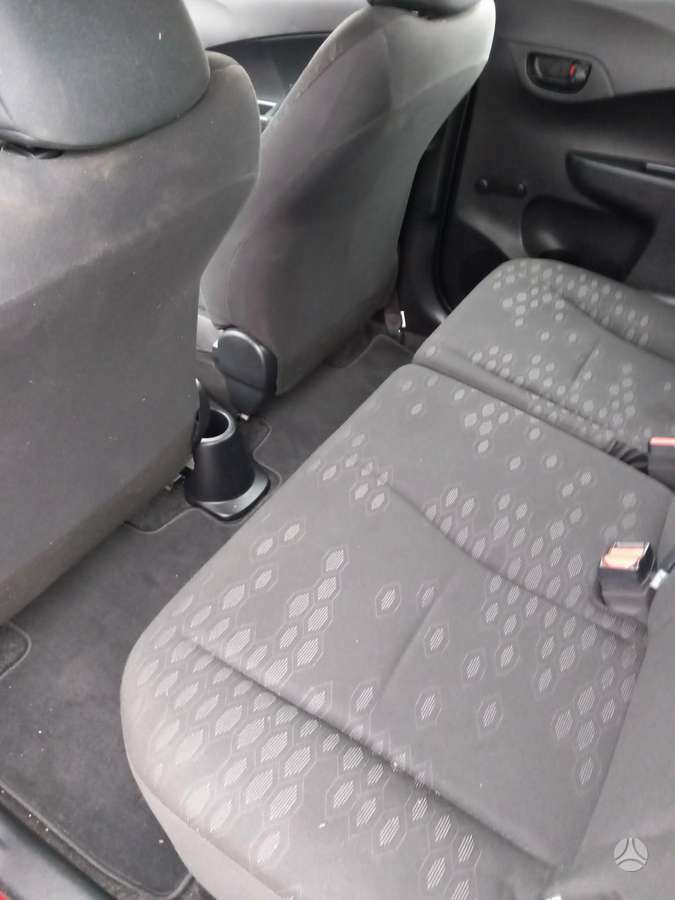 Subaru Trezia, 1.3 l., hatchback