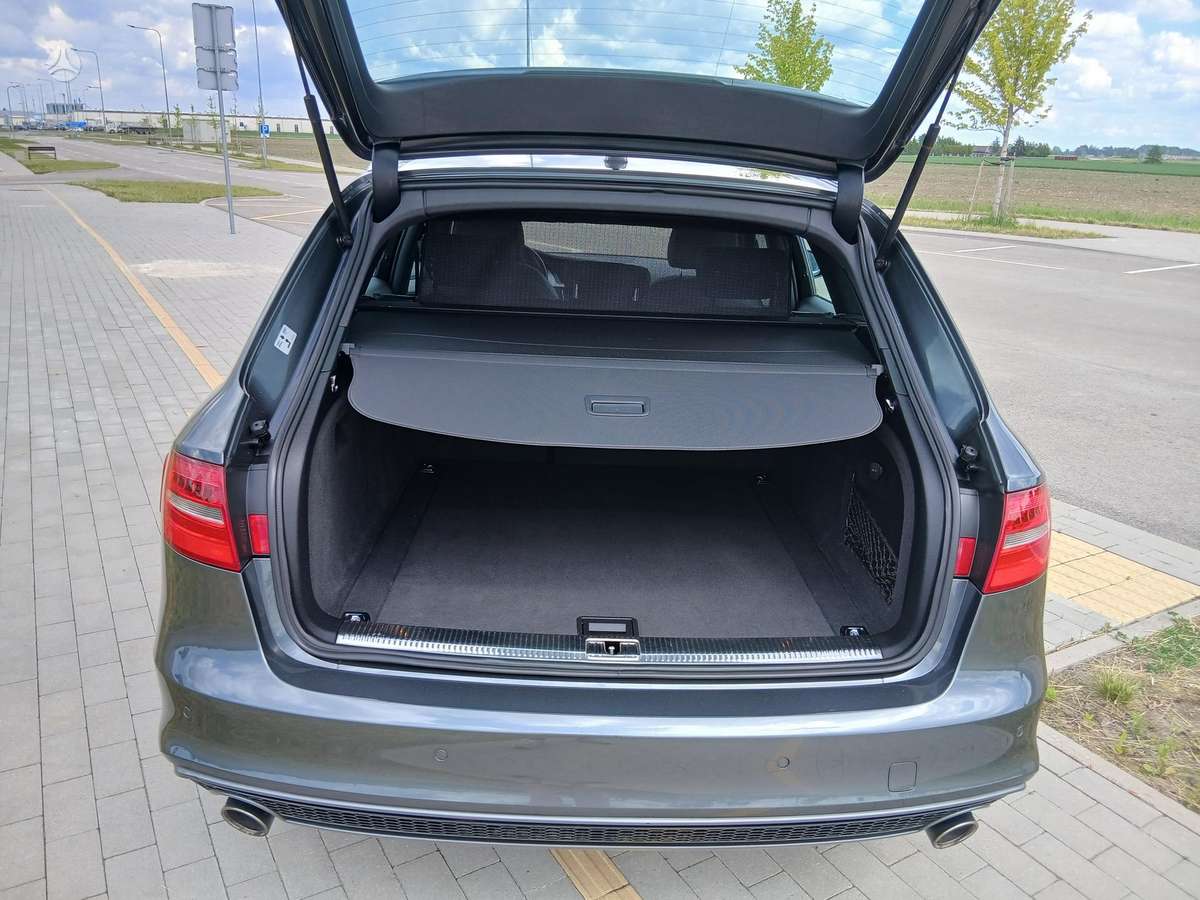 Audi A4, 3.0 l., Универсал