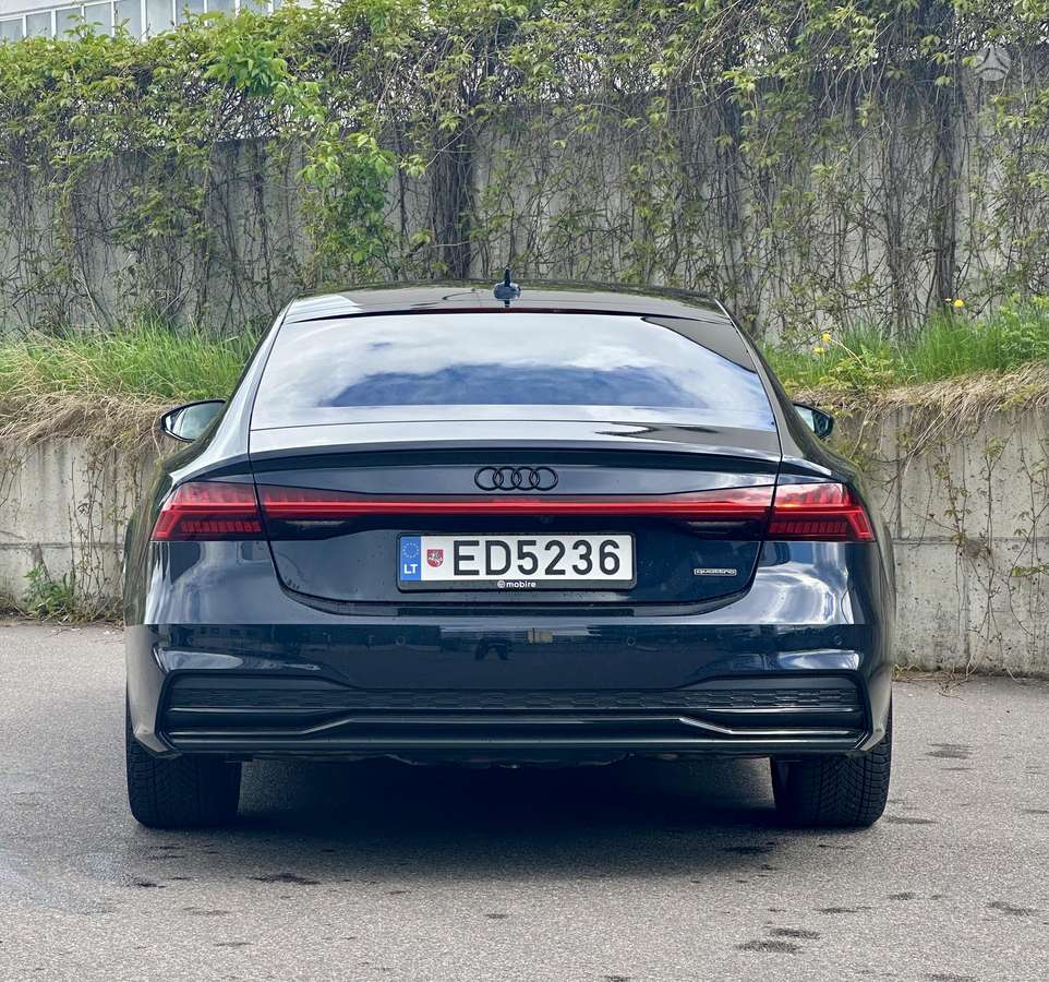 Audi A7, 2.0 l., hatchback
